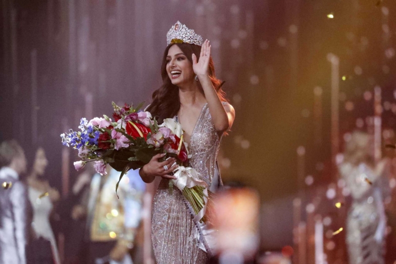 Giây phút đăng quang của Tân Hoa hậu Hoàn vũ 2021 Harnaaz Kaur Sandhu
