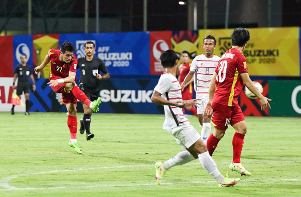 Tiến Linh lập cú đúp trong chiến thắng 4-0 của ĐT Việt Nam trước Campuchia