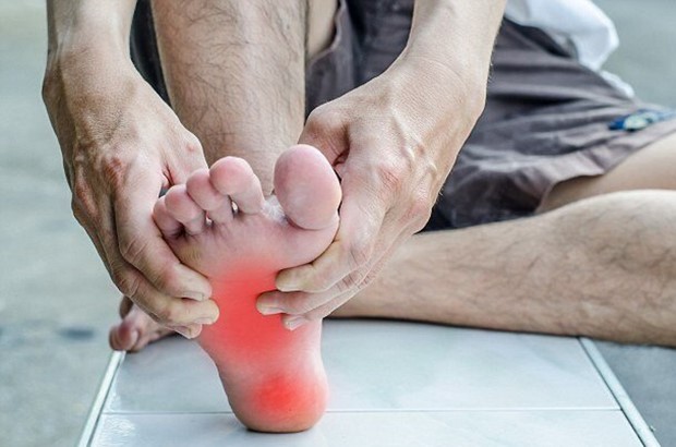 Các vết chai chân có thể cảnh báo tổn thương thần kinh ở người bệnh đái tháo đường