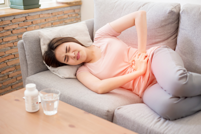 Đau bụng kinh dữ dội có thể là triệu chứng của một số bệnh lý phụ khoa 