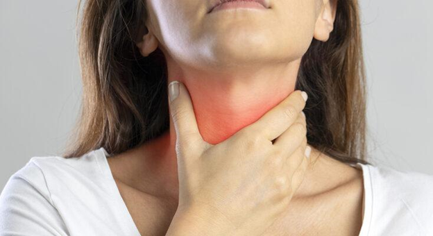 Viêm amidan gây đau đớn, khó chịu ở cổ họng