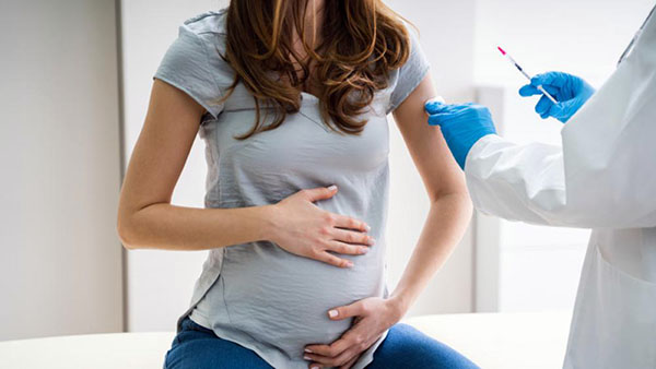Phụ nữ có thai hoặc đang muốn mang thai không nên sử dụng thuốc có chứa hoạt chất Molnupiravir