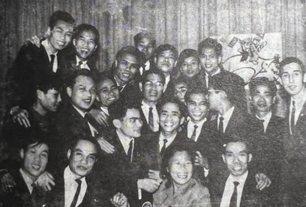 Sinh viên và nghiên cứu sinh Việt Nam vui Tết, Bucarest (năm 1967)
