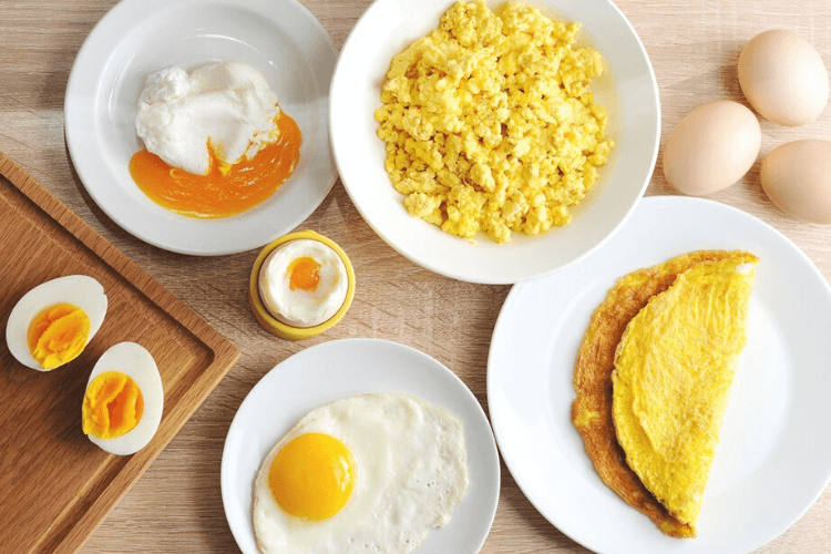 Bạn nên kết hợp trứng với những thực phẩm khác trong bữa sáng