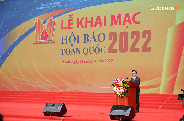 Ông Lê Quốc Minh - Chủ tịch Hội Nhà báo Việt Nam phát biểu tại lễ khai mạc