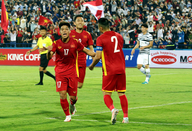 Đức Việt (17) gây ấn tượng tốt ở lần đầu tiên được khoác áo U23 Việt Nam - Ảnh: Đức Bình