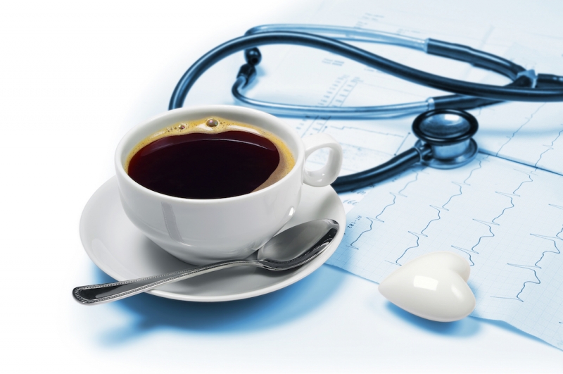 Người bệnh tăng huyết áp cần cẩn trọng khi uống cà phê