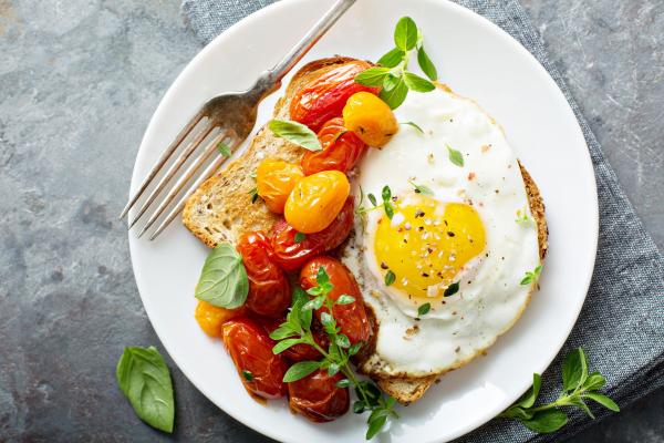Ăn 1 quả trứng/ngày rất tốt cho tim mạch
