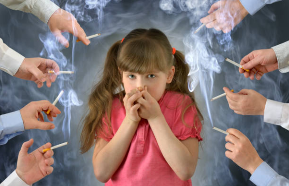 Hãy để môi trường xung quanh không khói thuốc để trẻ em được phát triển bình thường và khỏe mạnh

