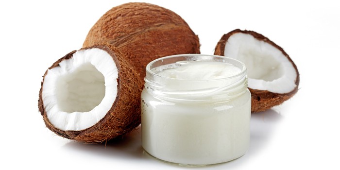 Dầu dừa là một nguyên liệu phổ biến khi nói đến chăm sóc da.