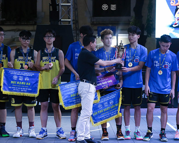 Hanoi Amigos đăng quang thuyết phục ở hạng Nam U16 - Ảnh: BHF  