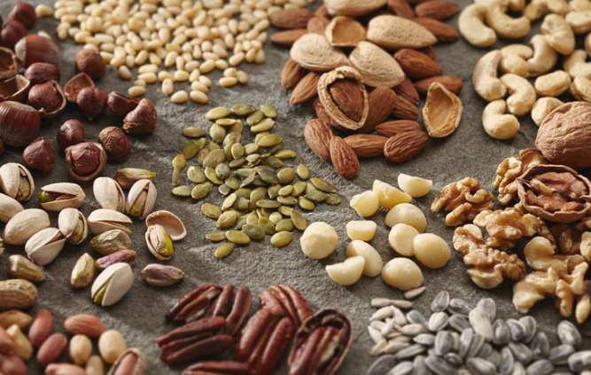 Thường xuyên ăn nhiều loại hạt không chỉ bổ dưỡng mà còn tăng đề kháng cho trẻ