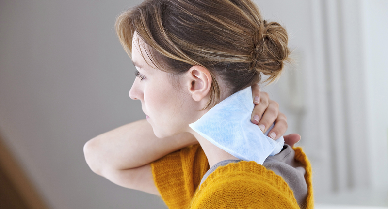 Cách chữa đau mỏi cổ vai gáy ngăn ngừa thoái hóa hiệu quả tại nhà