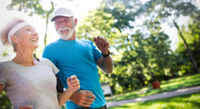 Tập thể dục đều đặn giúp người cao tuổi kiểm soát huyết áp