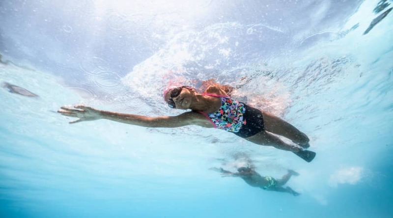 Tập bơi đều đặn yốt cho sức khỏe tim và phổi