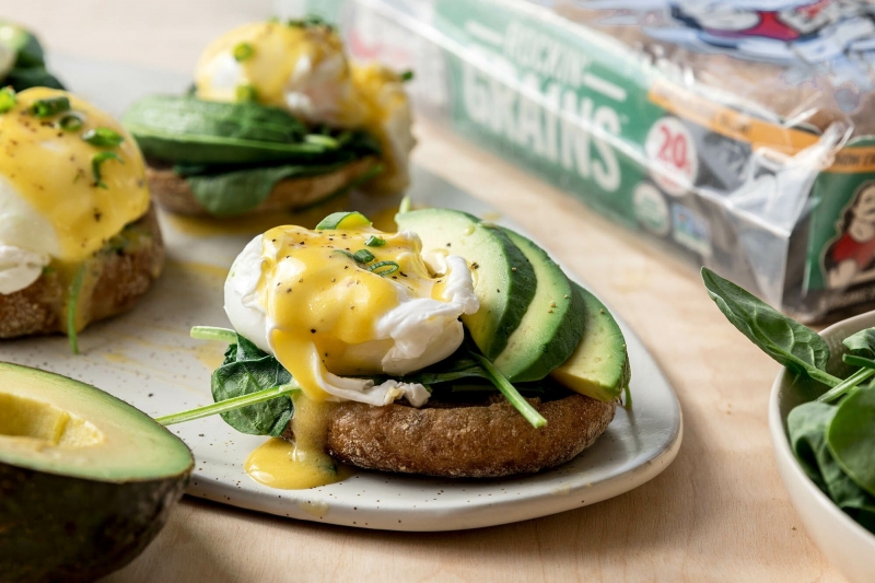Trứng cùng các loại rau củ là bữa sáng lành mạnh giúp tăng năng lượng