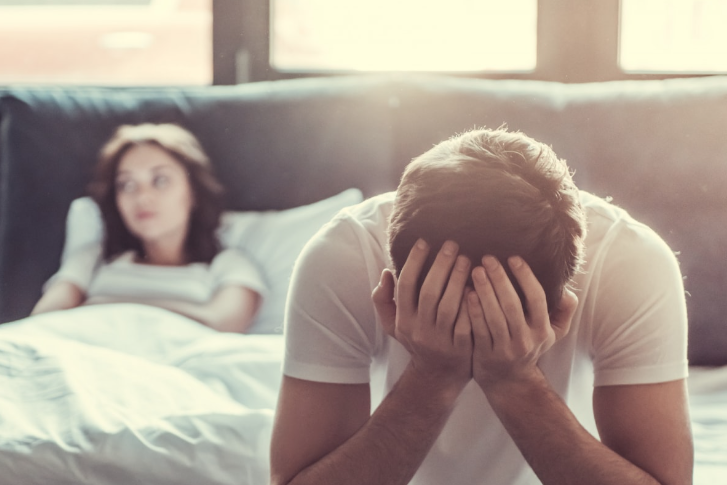 Quan hệ tình dục quá nhiều có thể ảnh hưởng tiêu cực đến cảm xúc của hai bạn