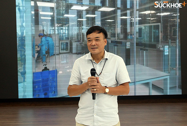 Phó Chủ tịch Hiệp hội Thực phẩm chức năng Việt Nam Nguyễn Xuân Hoàng giới thiệu về Viện Thực phẩm chức năng. 
