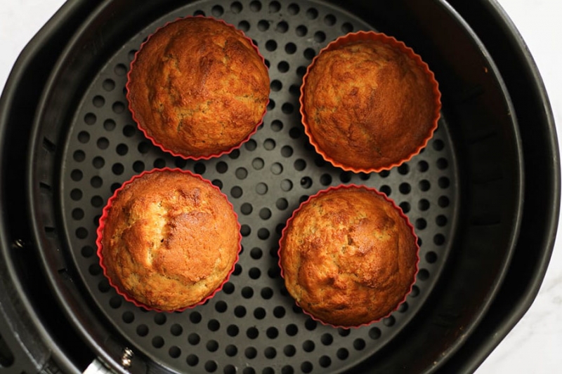 Công thức làm bánh muffin chuối nhanh gọn với nồi chiên không dầu