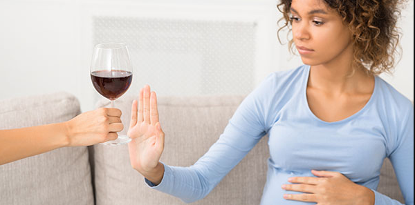 Uống rượu khi mang thai có thể ảnh hưởng tiêu cực đến nhận thức của bé