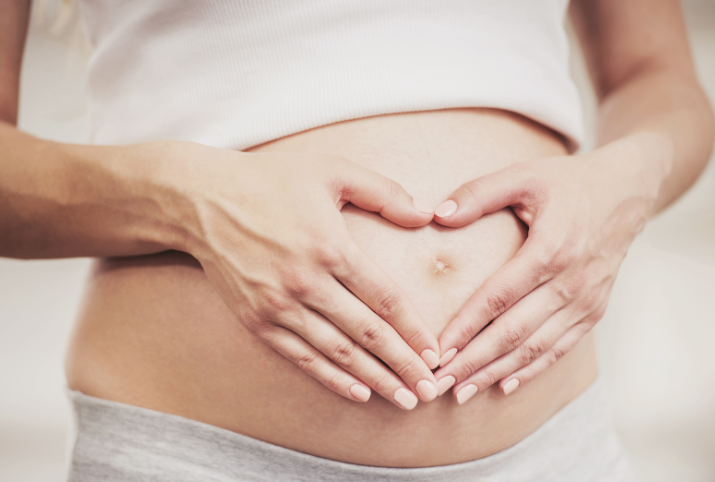 Để an toàn cho thai nhi, mẹ bầu không nên waxing lông