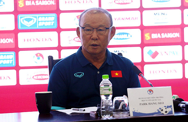 HLV Park Hang-seo khẳng định luôn chuẩn bị tốt nhất cho ĐT Việt Nam và đánh giá cao các đối thủ tại kỳ AFF Cup sắp tới - Ảnh: Đức Bình 