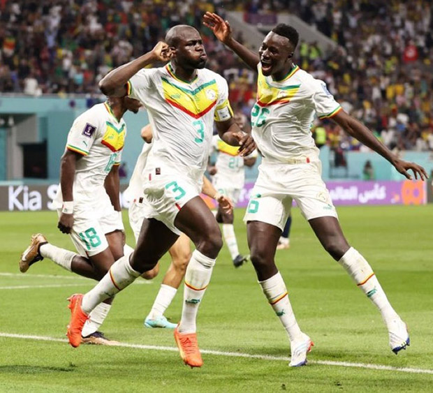Sư tử Teranga Senegal kiêu hãnh bước vào vòng 16 đội