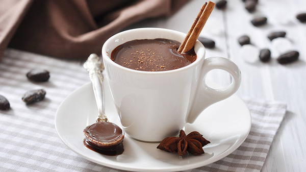 Cacao nóng là một trong những đồ uống có lợi cho tình trạng đau bụng kinh