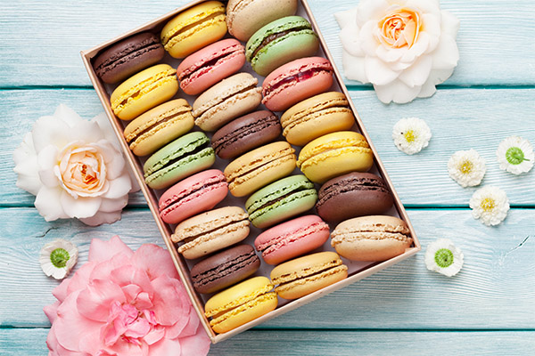 Macarons nổi tiếng khiến nhiều người “mê mệt” vì vẻ đẹp và màu sắc của chúng.