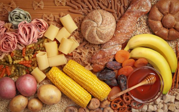 Bạn nên ưu tiên ăn carbs phức hợp giúp kiểm soát đường huyết tốt hơn và ngăn ngừa tăng cân