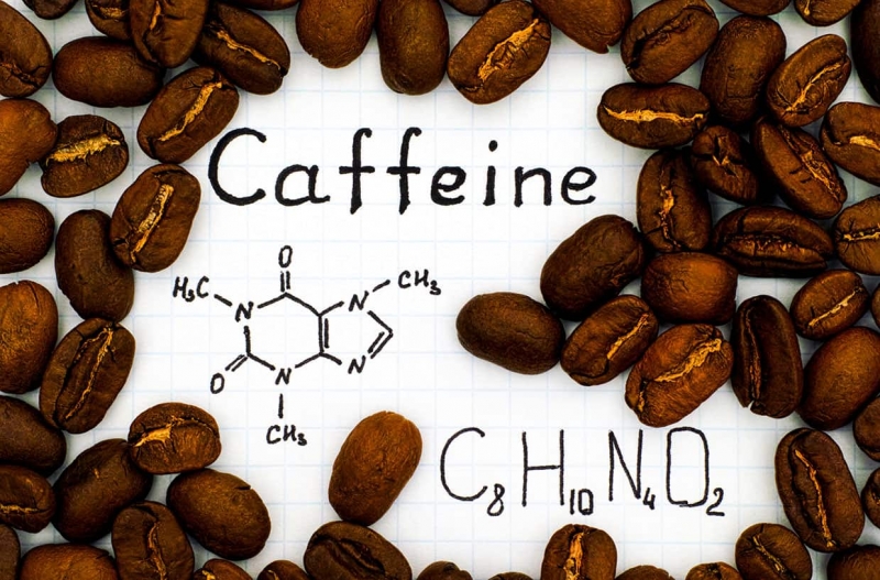 Caffeine giúp che đậy tình trạng năng lượng thấp. Và thực chất caffeine không cung cấp năng lượng cần thiết cho cơ thể.