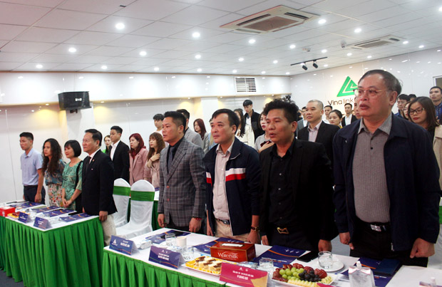 Chùm ảnh: Lễ ký kết hợp tác chiến lược giữa Liên đoàn Bóng rổ Hà Nội và Vinalink Group  - Ảnh 1
