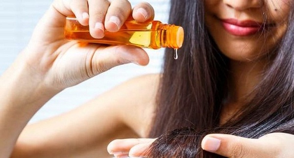 Sử dụng tinh dầu hương thảo giúp tóc bồng bềnh, không lo hư tổn
