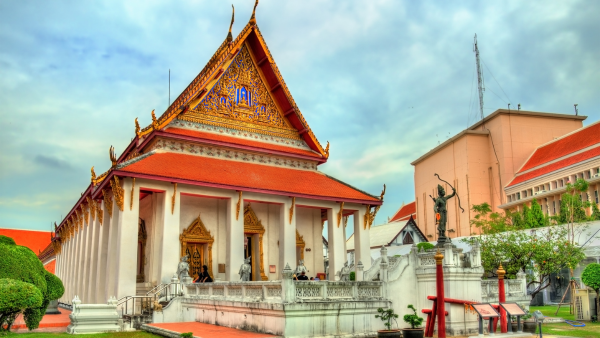 Tham quan bảo tàng là dịp để du khách ngắm nhìn và tìm hiểu quá khứ vàng son cũng như các giai đoạn lịch sử của Thái Lan.
