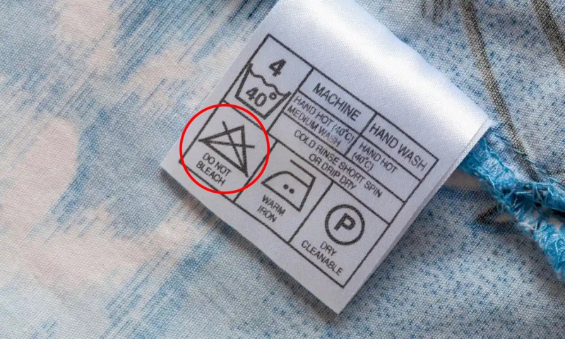 Biểu tượng không được tẩy trên nhãn mác quần áo
