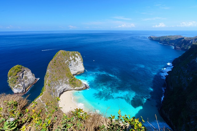 Đảo thiên đường Bali luôn là điểm đến lý tưởng cho những du khách yêu thích biển đảo