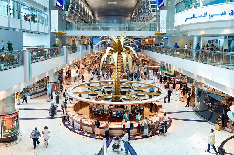 Sân bay Quốc tế Dubai vẫn nhộn nhịp khách quốc tế nhất thế giới.