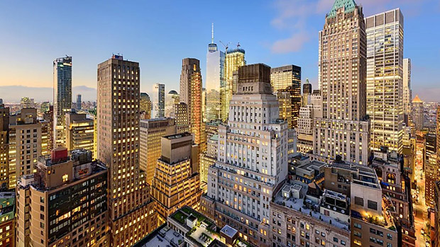 Khung cảnh ở Financial District, thành phố New York vào lúc hoàng hôn