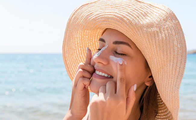 Resveratrol giúp bảo vệ da khỏi ảnh hưởng tiêu cực từ môi trường và ánh nắng