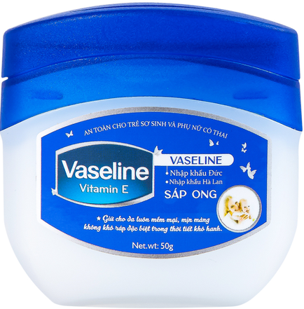 Một lô sản phẩm Vaseline Vitamin E - Lọ 50g không đạt tiêu chuẩn chất lượng - Ảnh: Minh họa