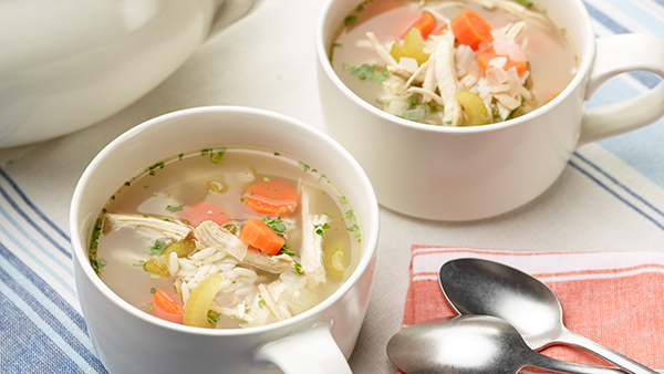 Món soup gà chế biến rất đơn giản mà mang lại nhiều tác dụng không ngờ cho sức khỏe
