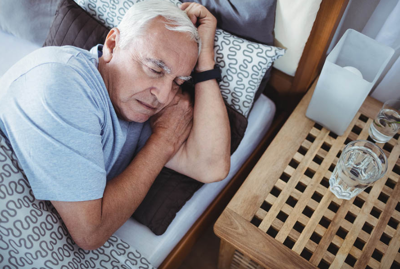 Một số vấn đề sức khỏe khiến người cao tuổi khó có được giấc ngủ ngon
