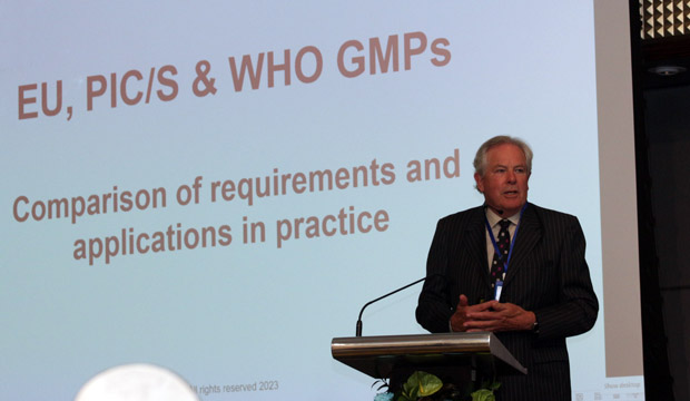 Ông Gordon Farquaharson chia sẻ về sừ khác biệt giữa GMP PIC/S, GMP EU và GMP WHO - Ảnh: Đức Bình/Sức khỏe+
