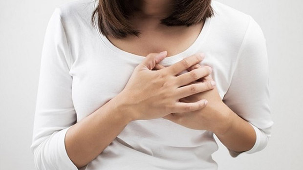 Đau thắt ngực là dấu hiệu điển hình cảnh báo bệnh tim mạch