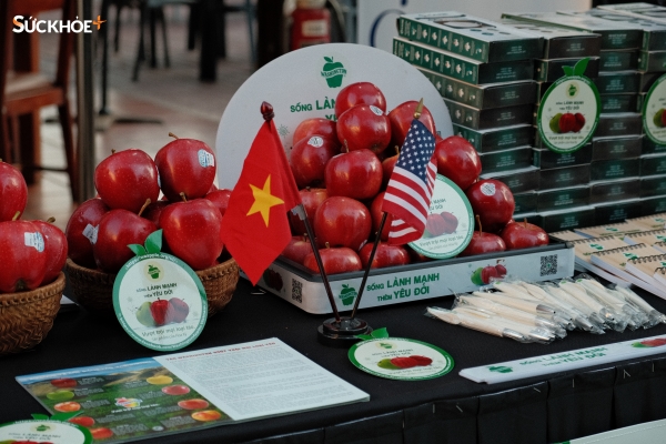 ...hay táo Washington - Ảnh: Việt An