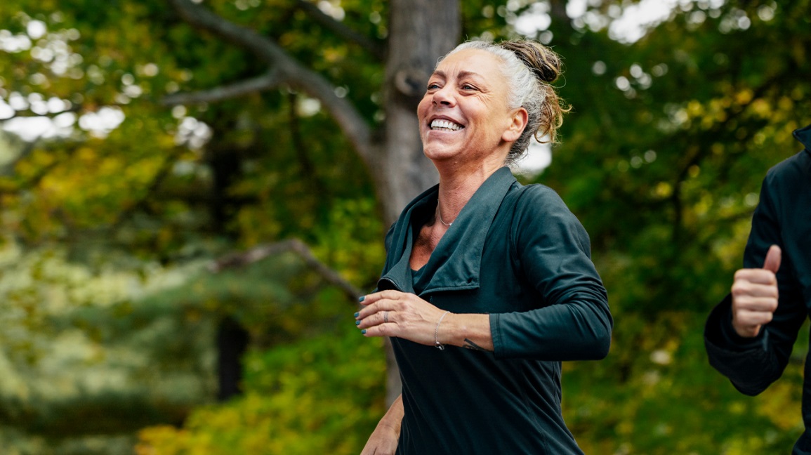 Tham gia các hoạt động ngoài trời giúp người cao tuổi có suy nghĩ tích cực và khỏe mạnh hơn