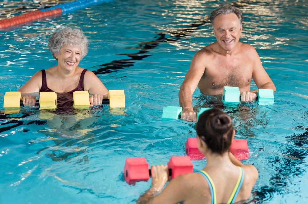 Tập thể dục dưới nước là môn thể thao lý tưởng cho Người cao tuổi
