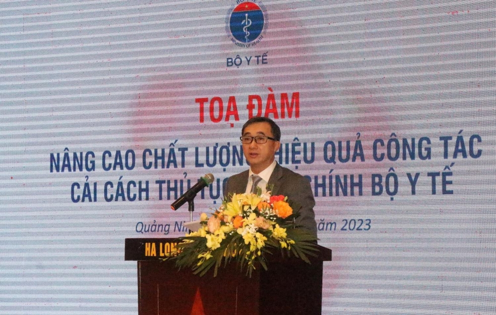 GS.TS Trần Văn Thuấn, Thứ trưởng Bộ Y tế phát biểu tại Toạ đàm - Ảnh: MOH