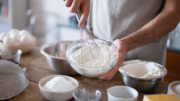 Khi làm bánh, bạn sử dụng khá nhiều nguyên liệu và phụ gia để món bánh được trở nên ngon và trông bắt mắt hơn.