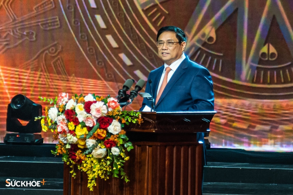 Thủ tướng Phạm Minh Chính đánh giá cao thương hiệu, uy tín, sức lan tỏa của Giải Búa liềm vàng - Ảnh: Việt An